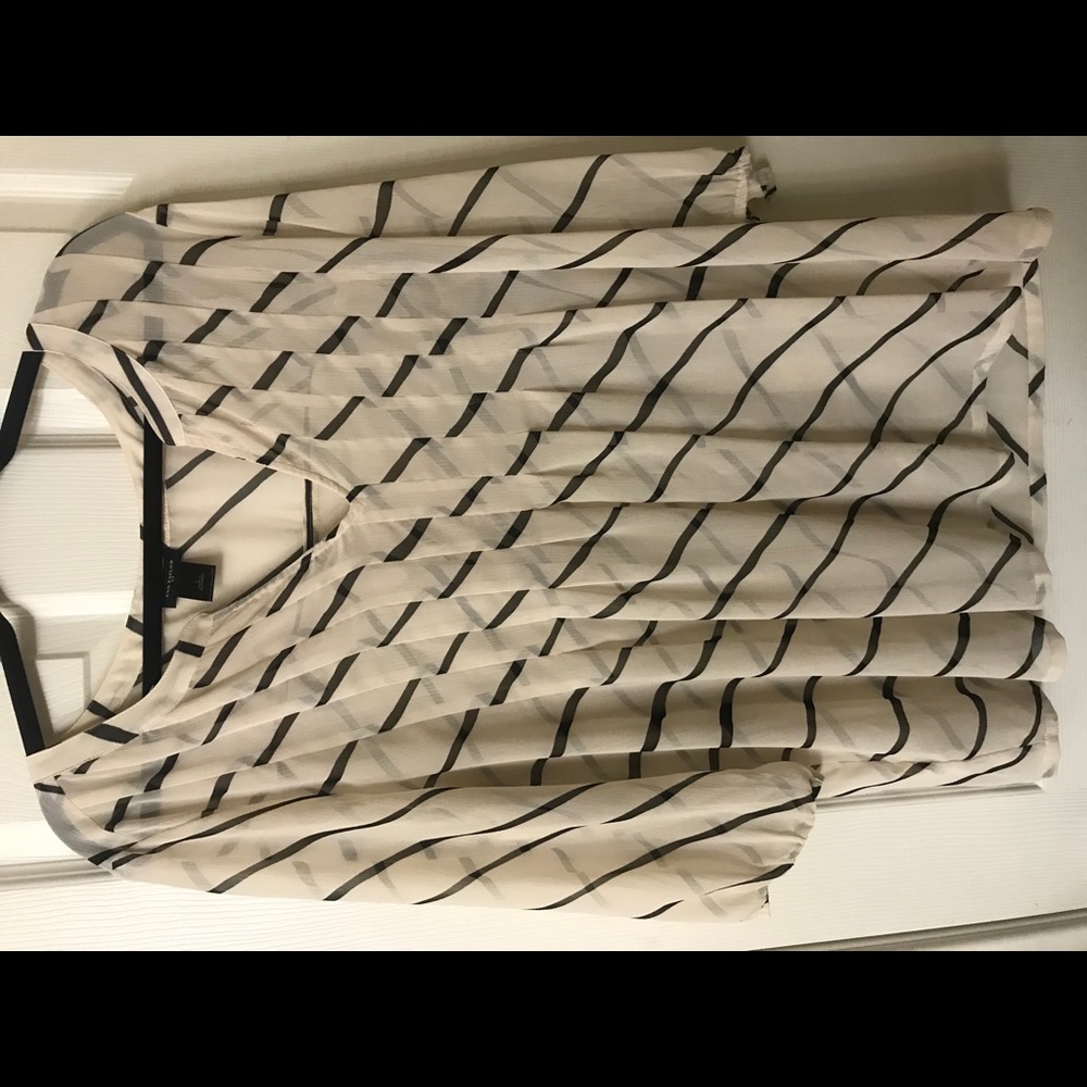 Ann Taylor Black and cream diagonal stripe top